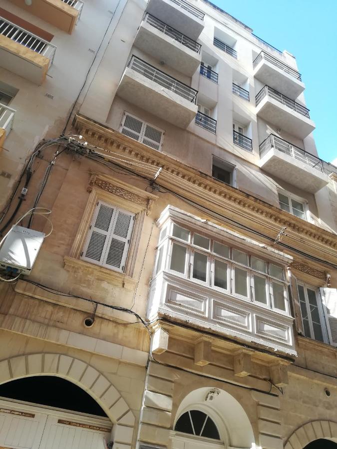 Diana House Apartment Сліма Екстер'єр фото
